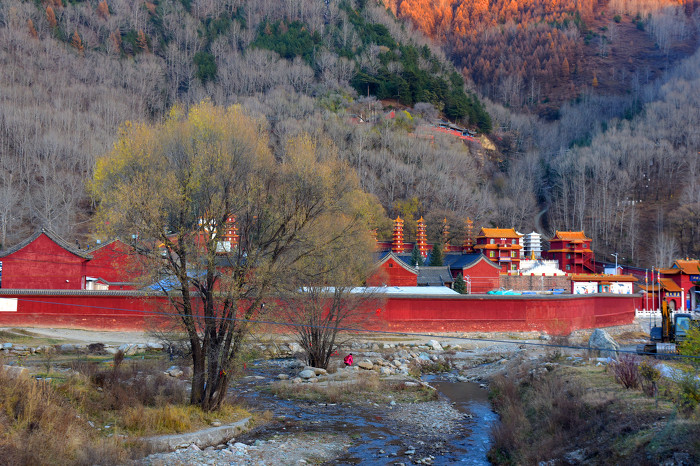 秋日五臺(tái)山醉游人-37152.jpg 秋日五臺(tái)山醉游人-37152.jpg