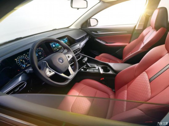 長(zhǎng)安汽車(chē) 逸動(dòng) 2020款 PLUS 基本型