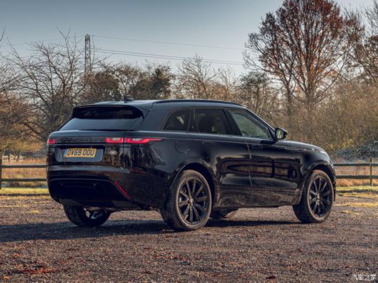 路虎(進(jìn)口) 攬勝星脈 2020款 R-Dynamic Black